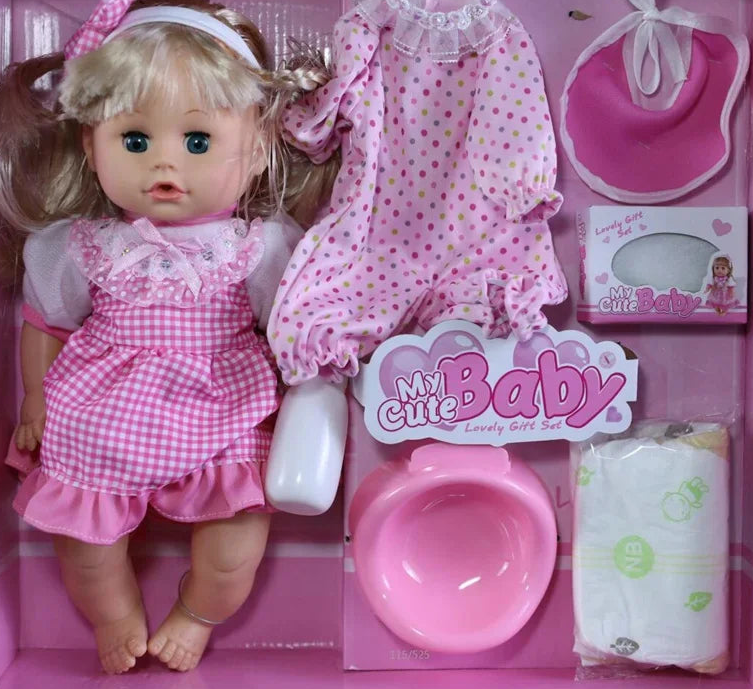 Poupée et accessoires