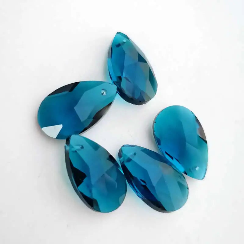 Gouttes de Verre à Facettes DIY