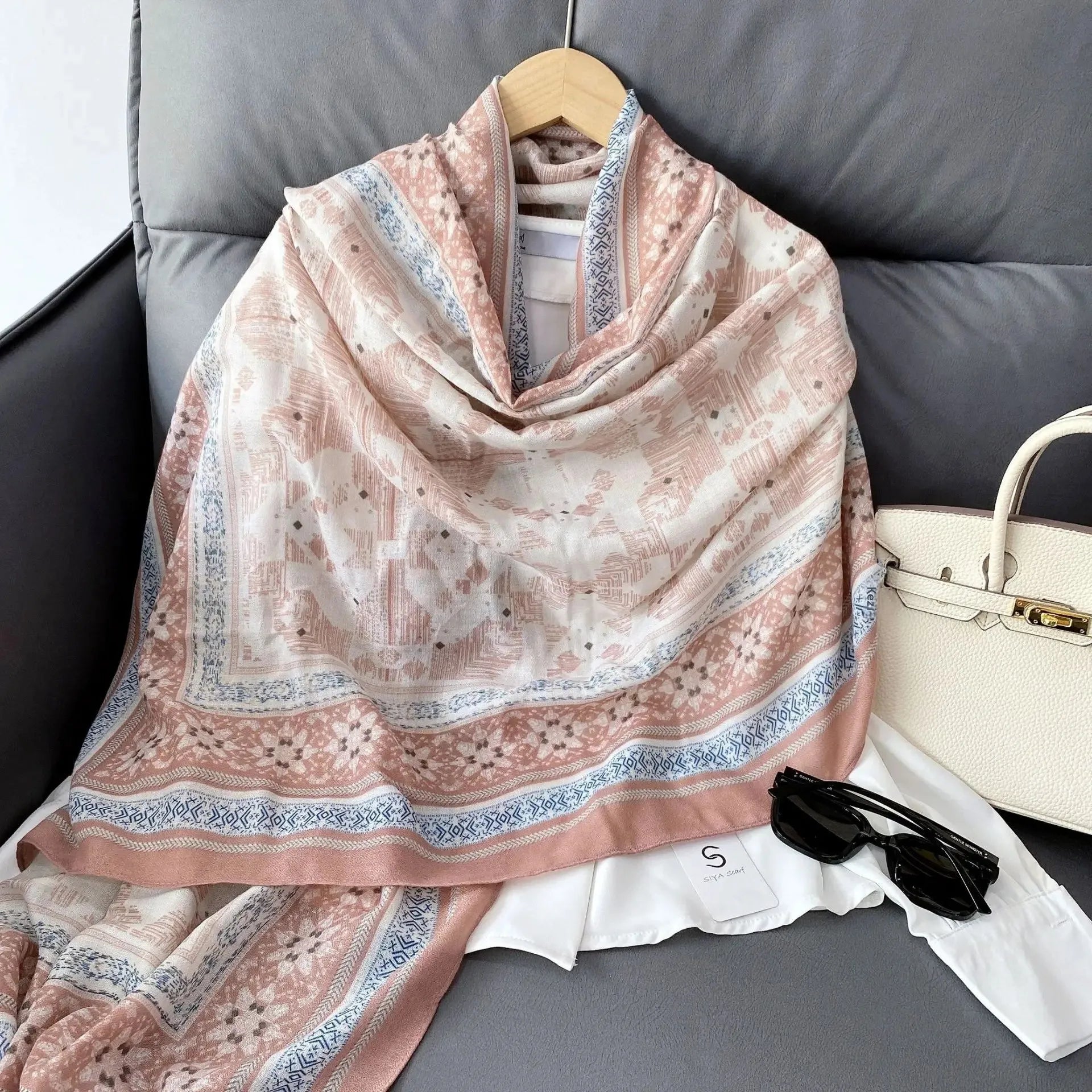 Écharpe Chic Coton-Lin : Élégance et Protection Solaire