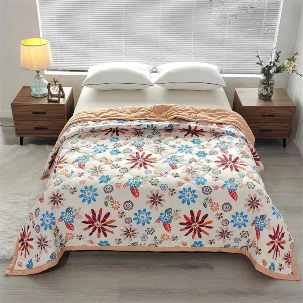 BreezeLite Queen Quilt: Airy Comfort for Summer Nights