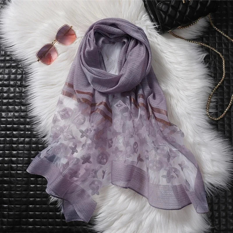 Écharpe en soie coréenne rayée dorée chic et polyvalente