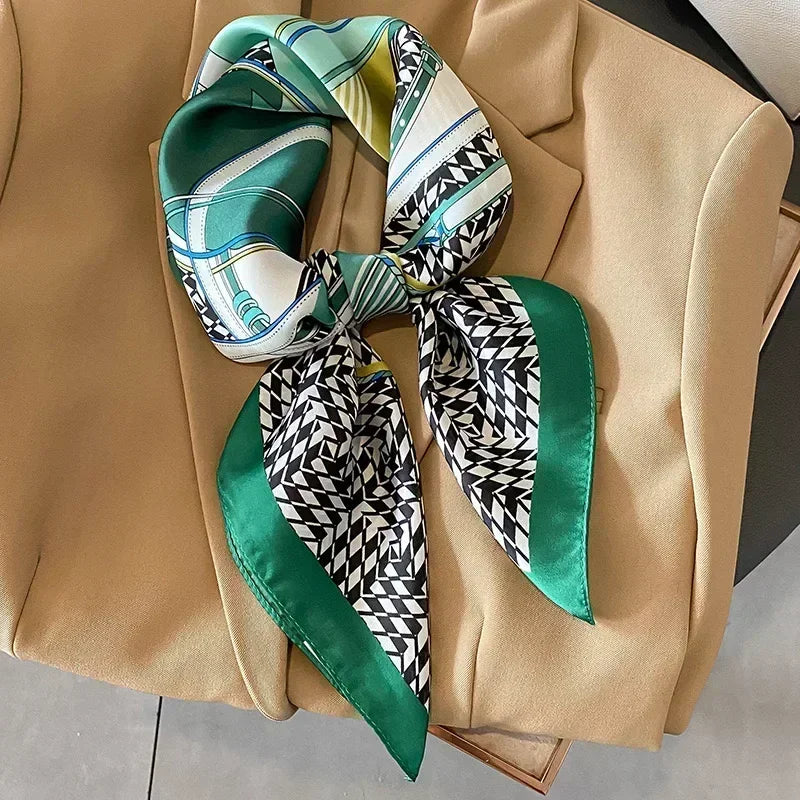 Foulard Luxe Satiné Équestre pour Femme