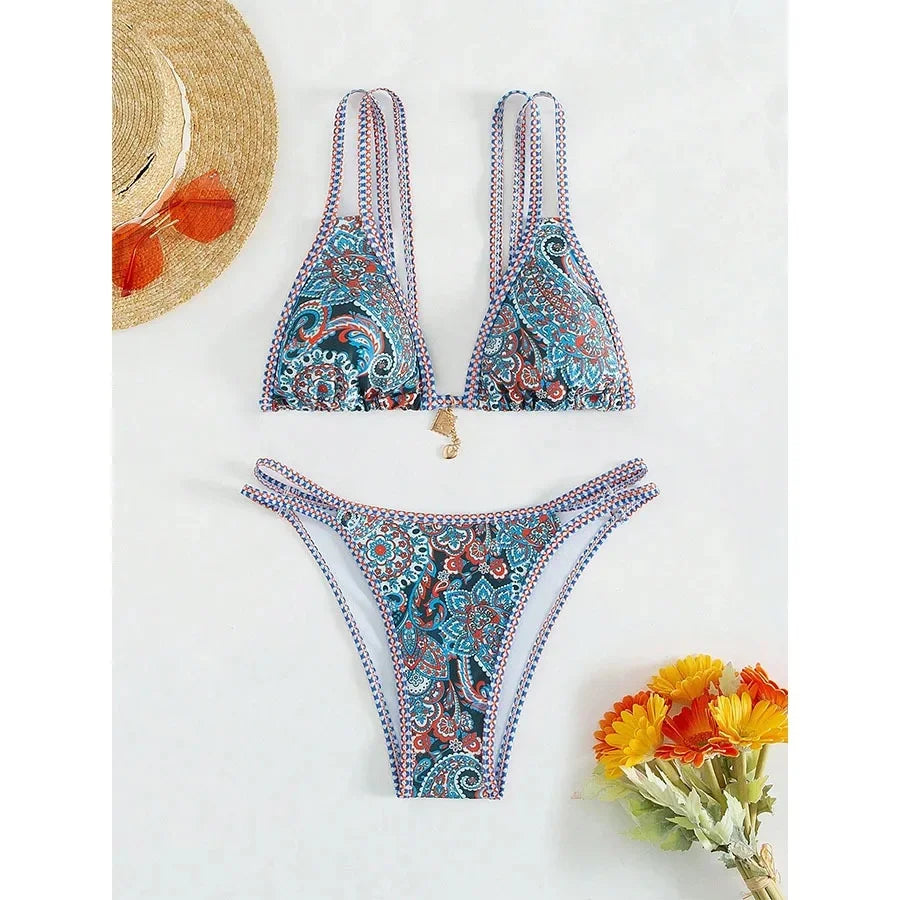Chic Cross-Style Bikini: Trendy & Fresh Print