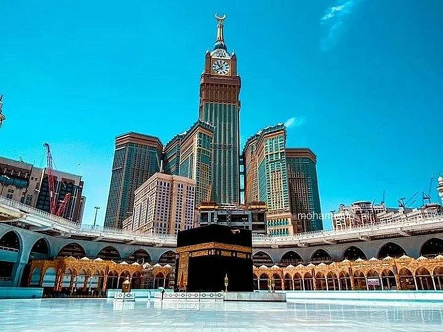 Éclat de Diamant: Mosquée de la Mecque en Mosaïque