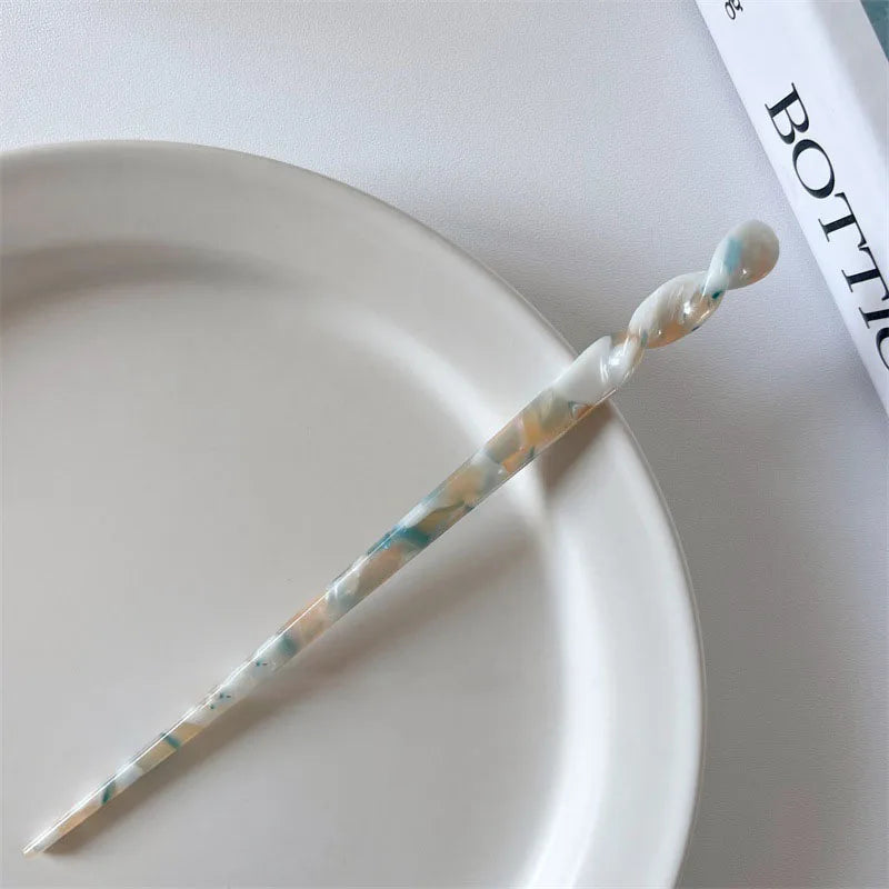 Bâtons de cheveux vintage en acétate pour femmes.