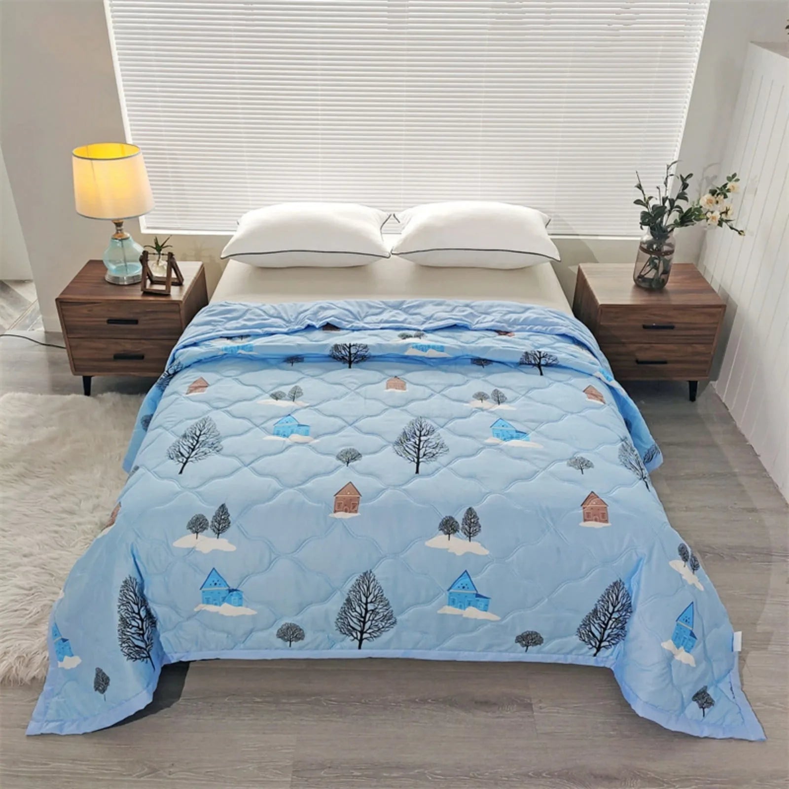 BreezeLite Queen Quilt: Airy Comfort for Summer Nights