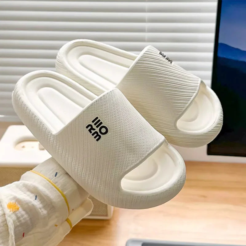 Pantoufles d'été confortables pour hommes et femmes