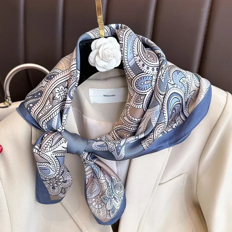 Foulard Luxe Satiné Équestre pour Femme