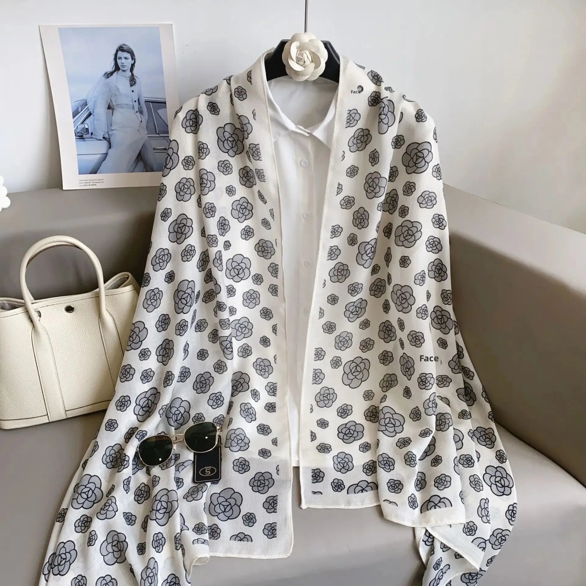 Écharpe Chic Coton-Lin : Élégance et Protection Solaire