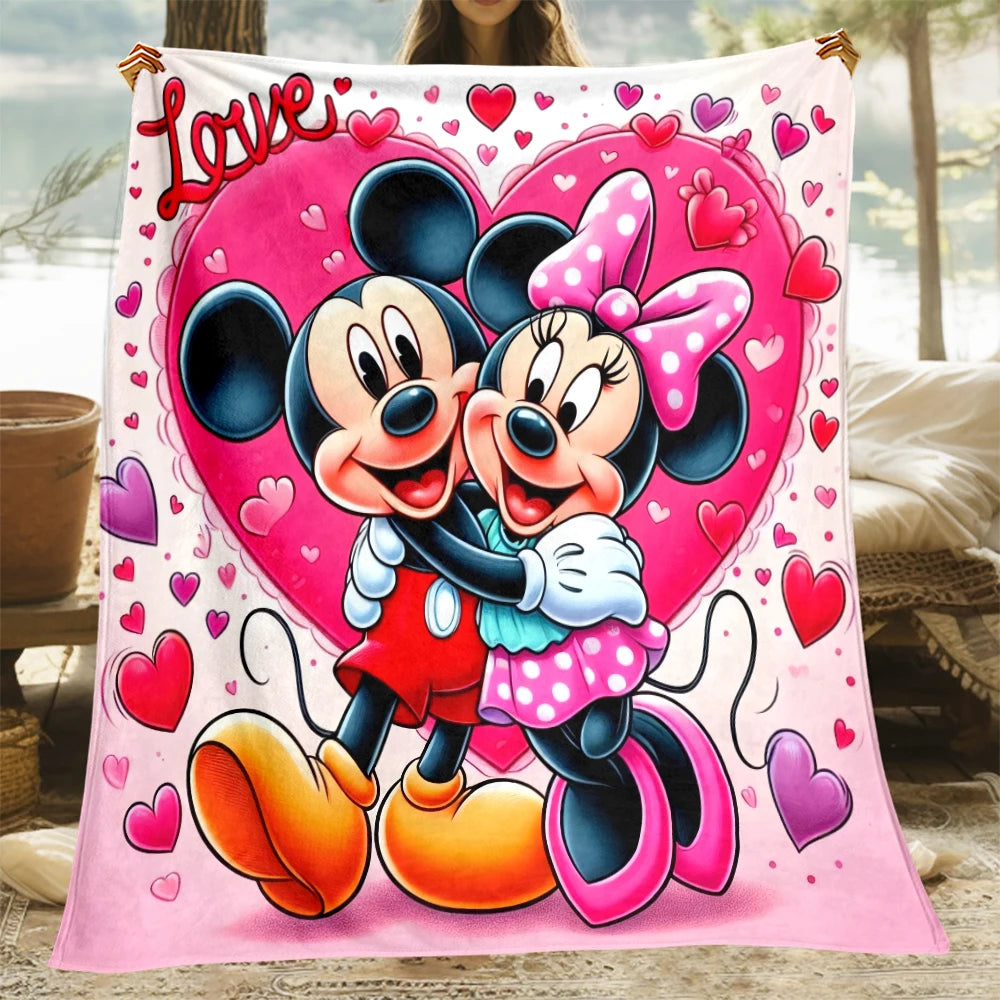 Minnie Dreamscape: Cozy 3D Blanket for All Seasons