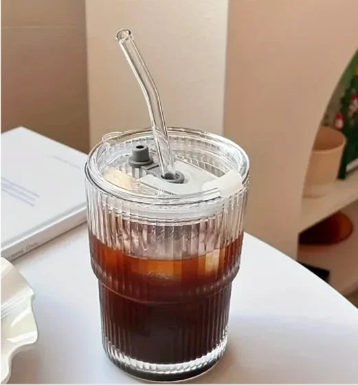 HydraPill: Bouteille d'eau et boîte à pilules