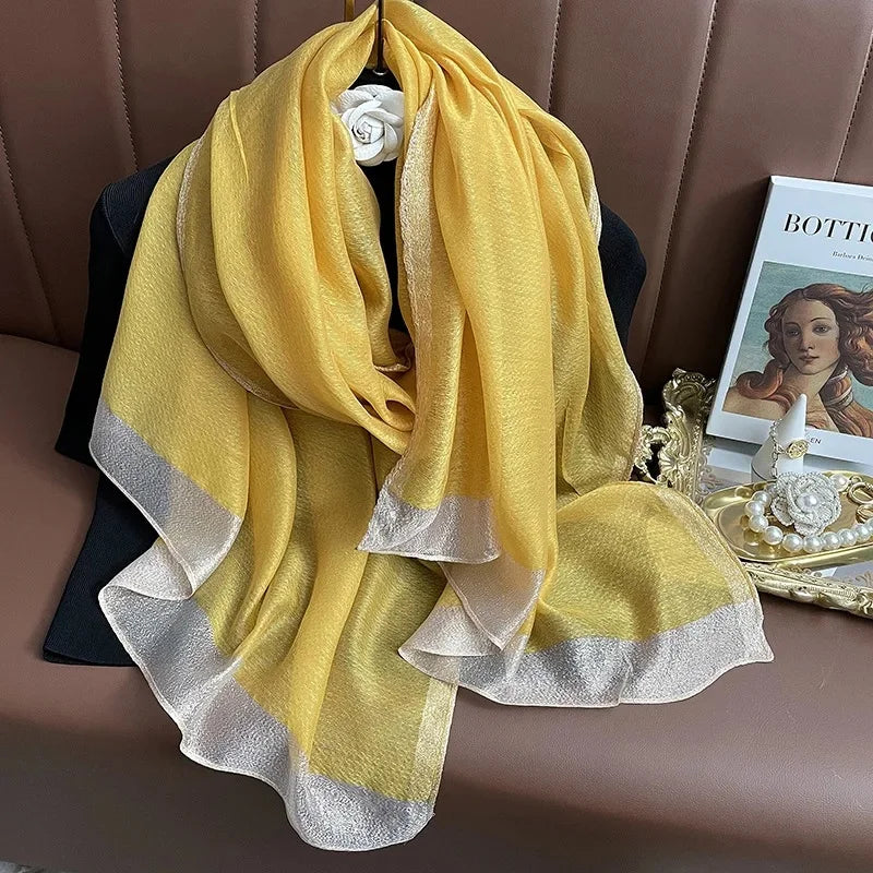 Écharpe en soie coréenne rayée dorée chic et polyvalente