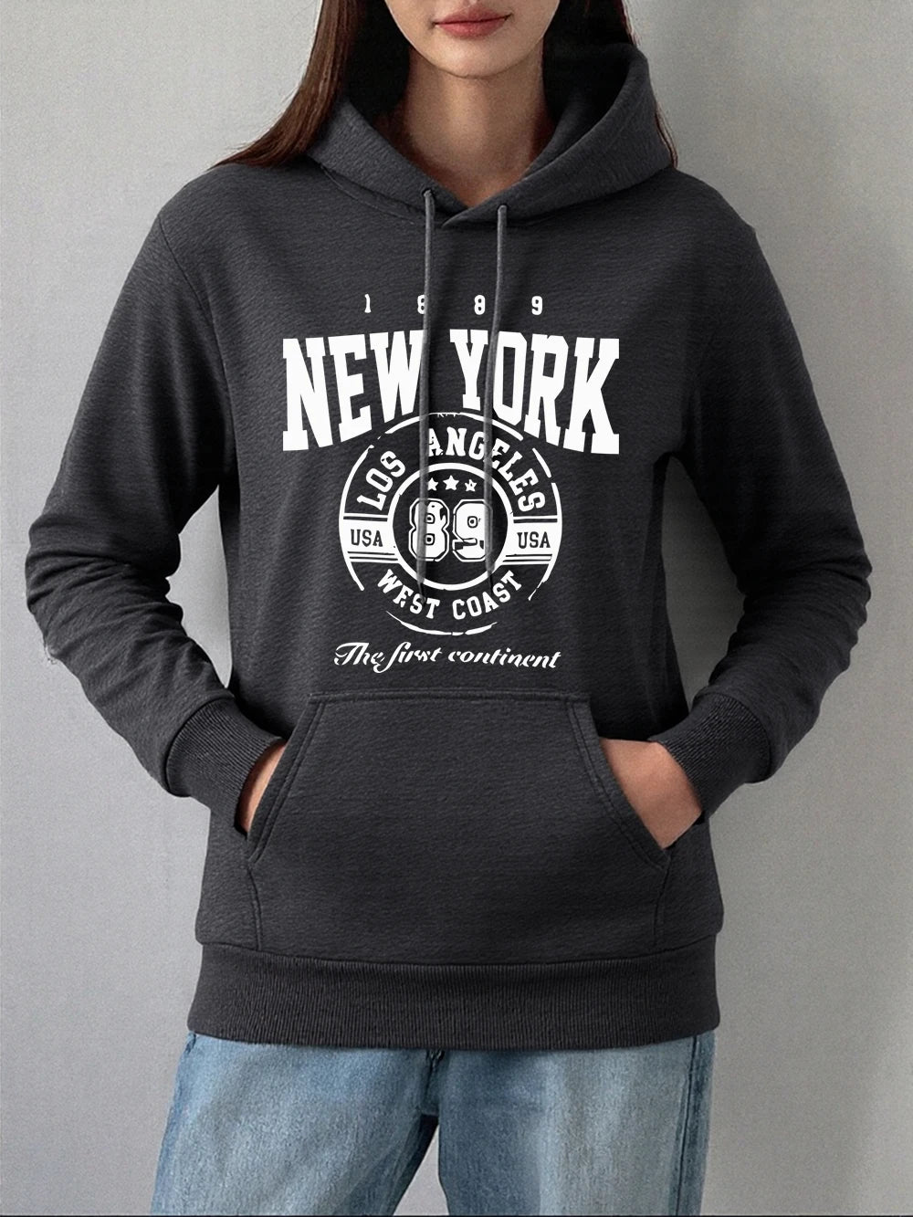 Coastal Chic Women's Hoodie: Warm & Casual Comfort