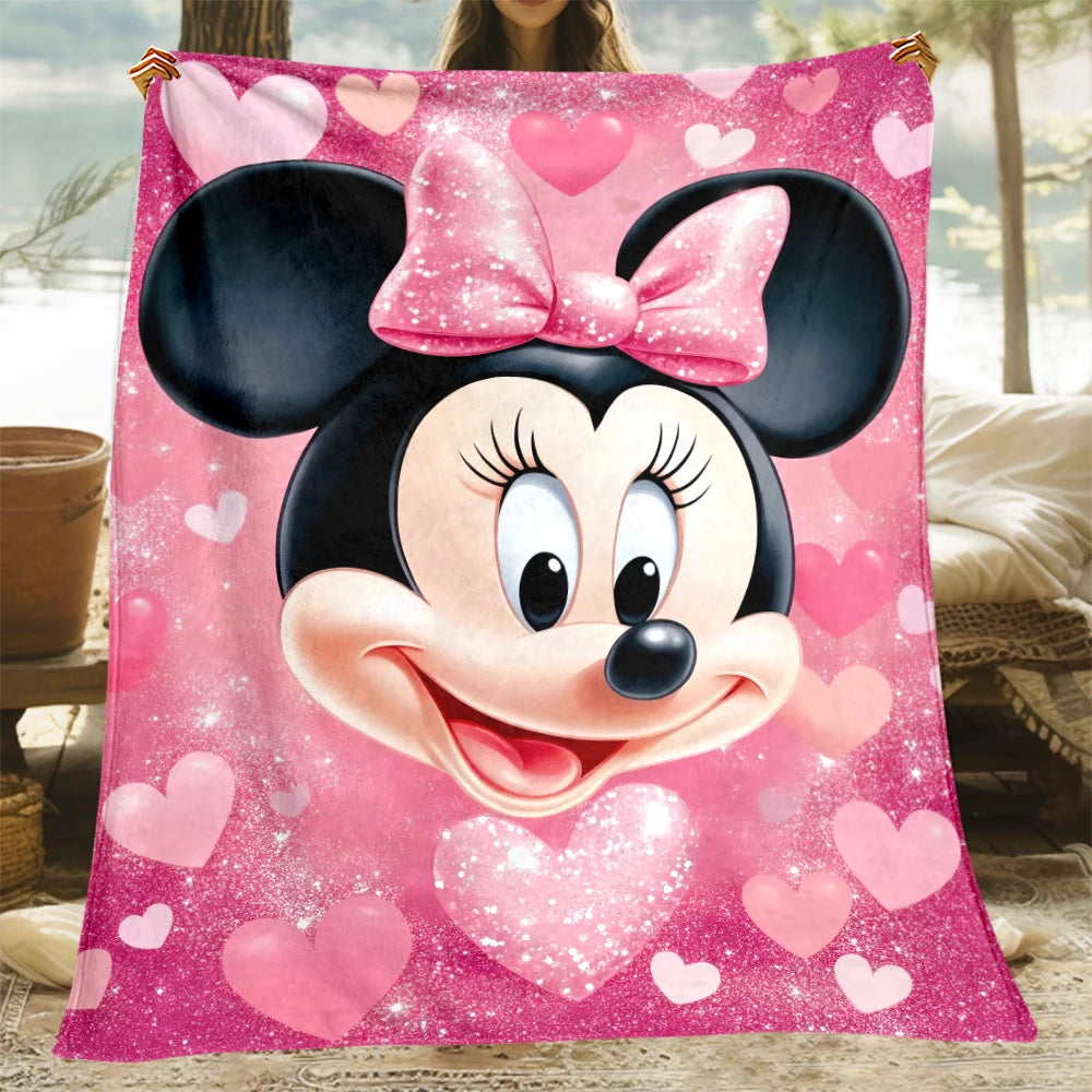 Minnie Dreamscape: Cozy 3D Blanket for All Seasons