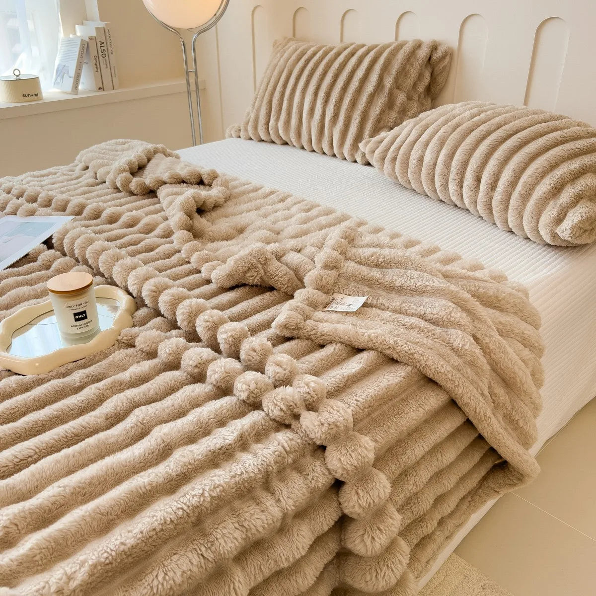 Couverture Épaisse Multi-Usages à Rayures Unies