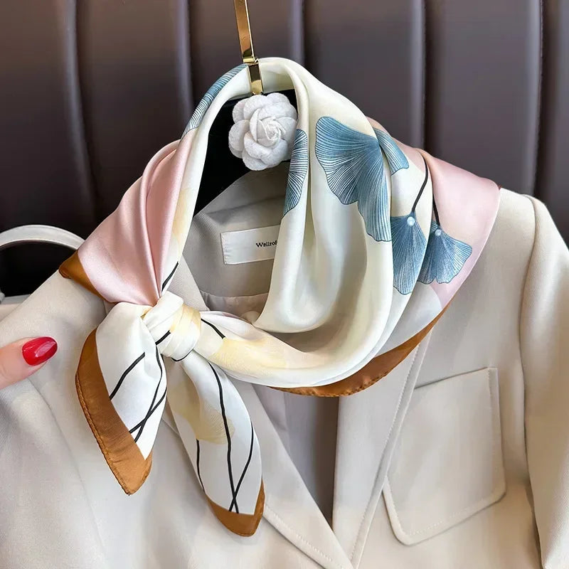 Foulard Luxe Satiné Équestre pour Femme