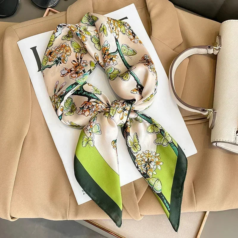 Foulard Luxe Satiné Équestre pour Femme