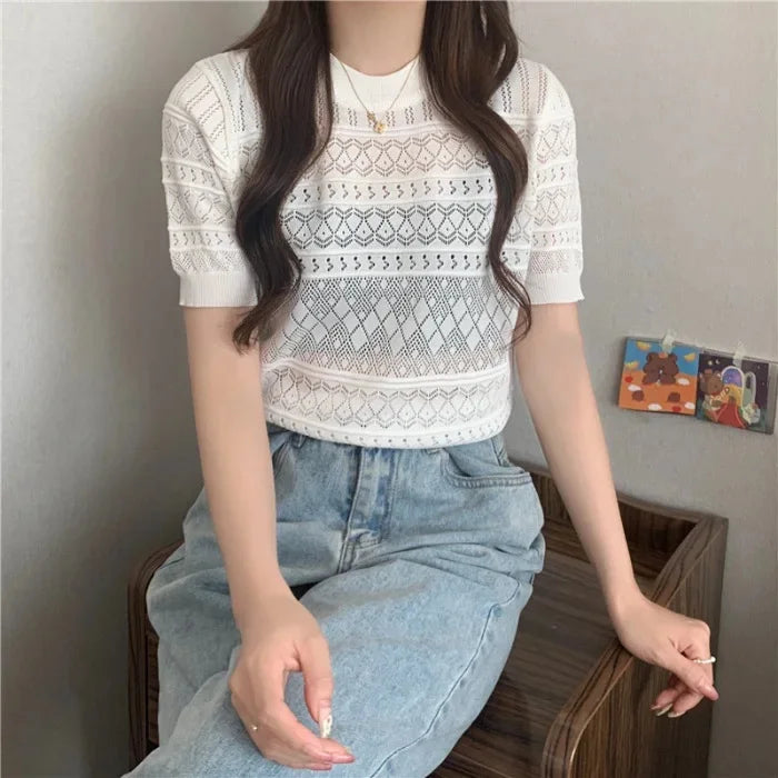 Chic Polo Crochet Tee: Summer Style for Women