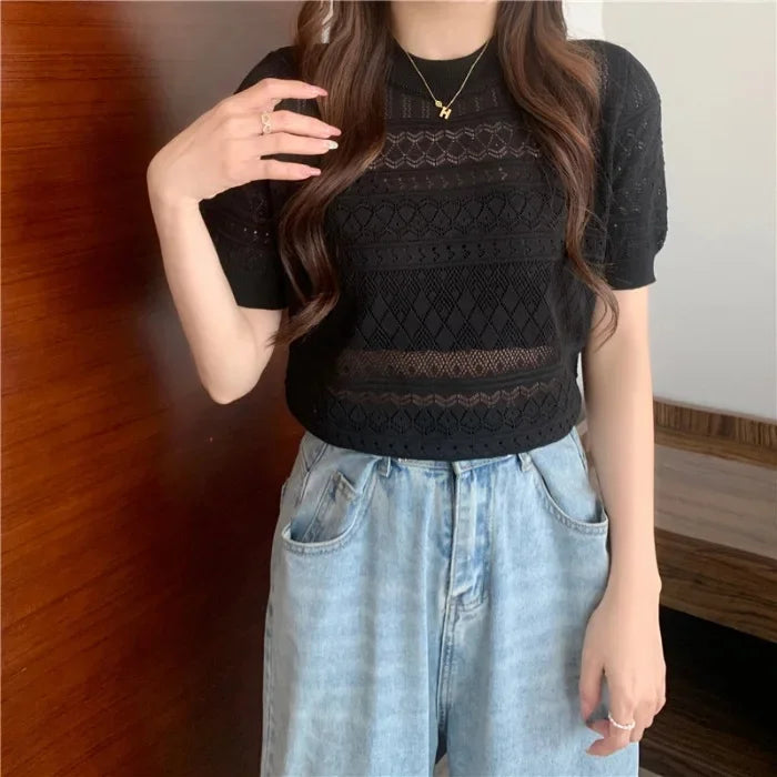 Chic Polo Crochet Tee: Summer Style for Women