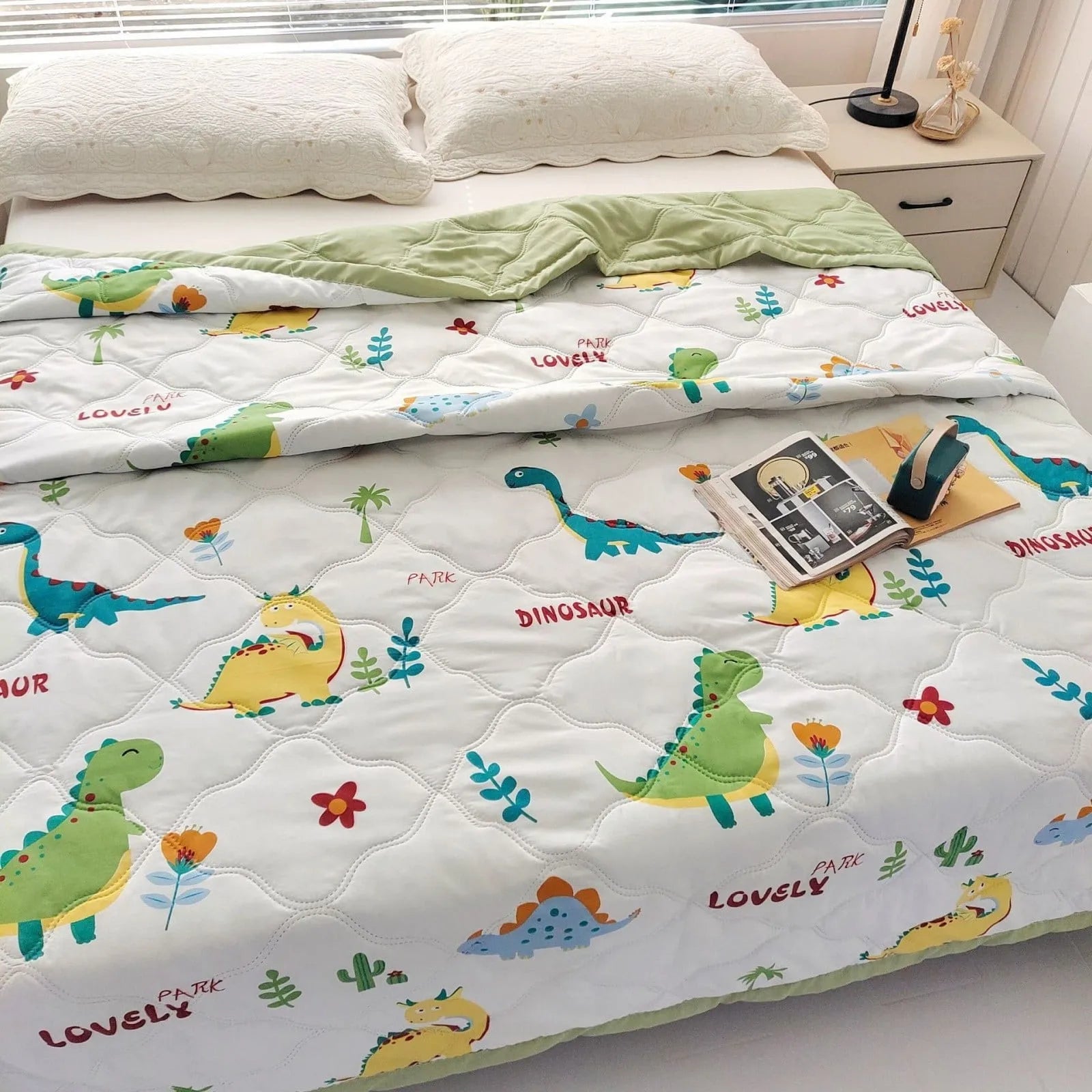 BreezeLite Queen Quilt: Airy Comfort for Summer Nights