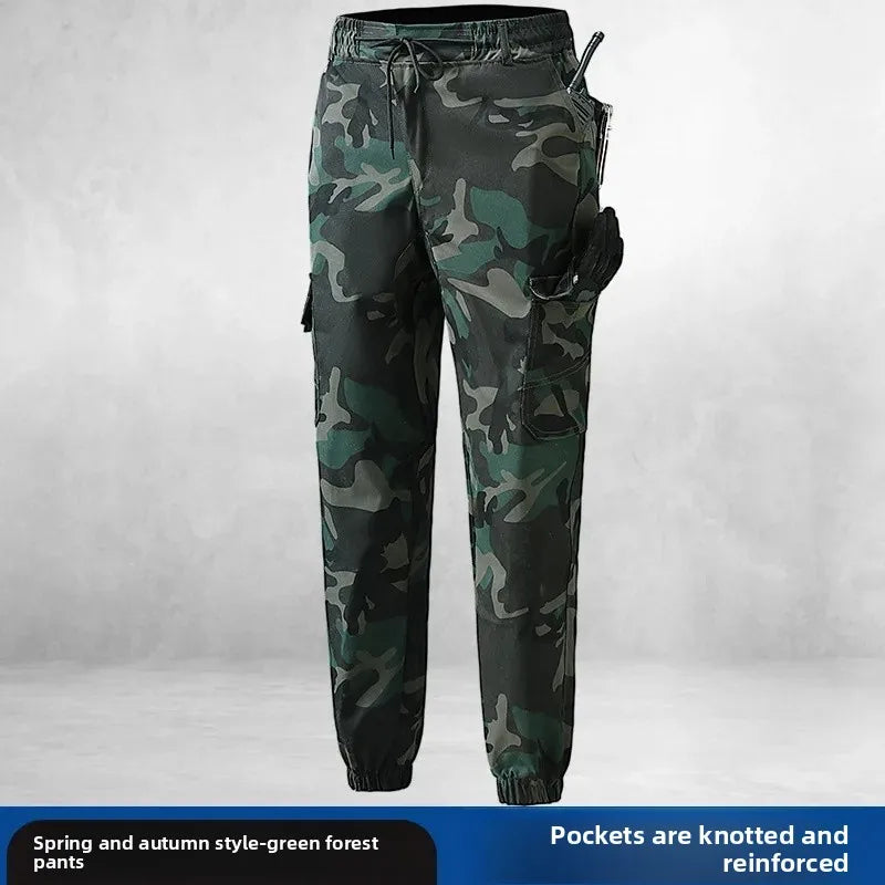 CombiTech Pro: Costume Réparateur Multi-poches Résistant