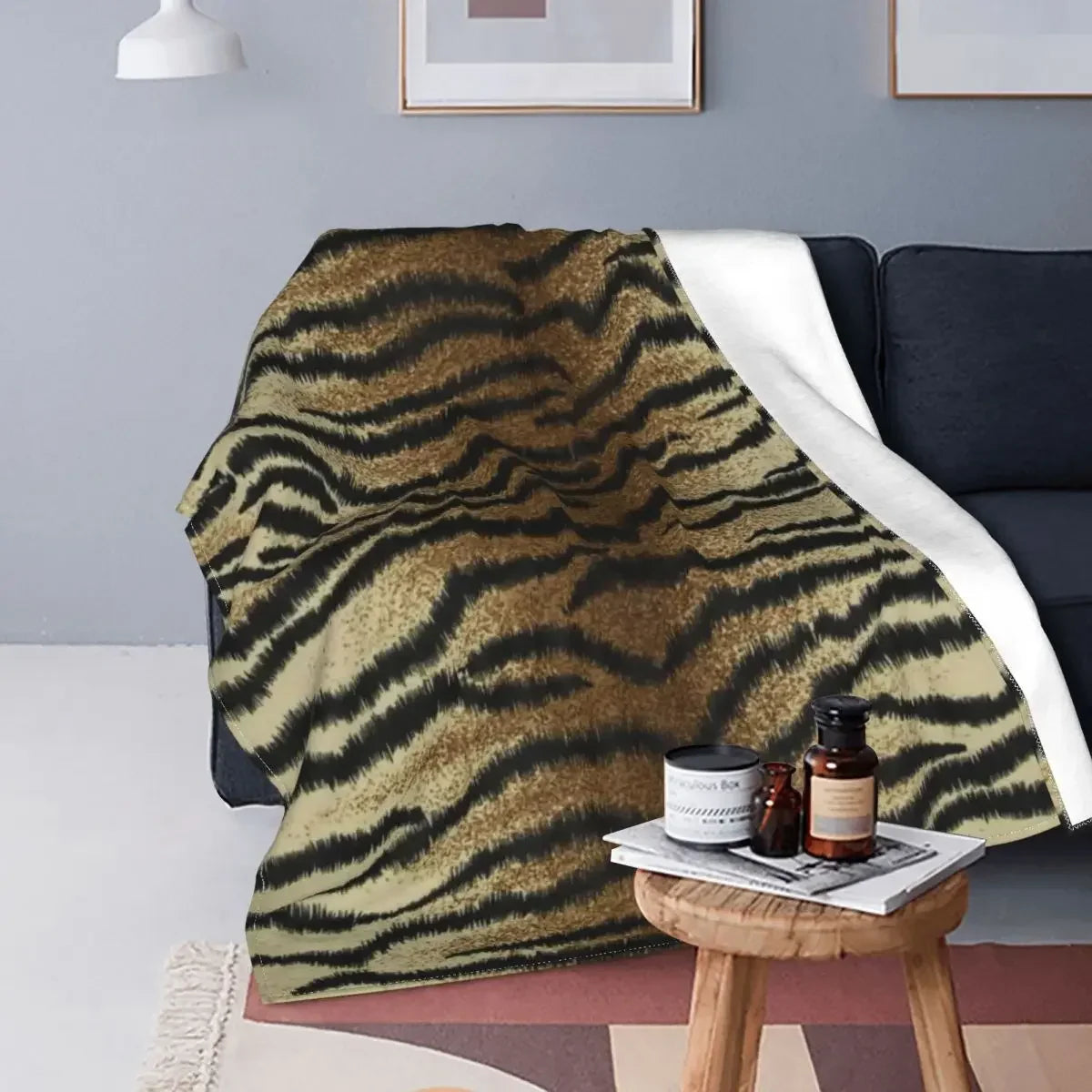 Tigre Marron: Couverture Douce & Chaude Rayée