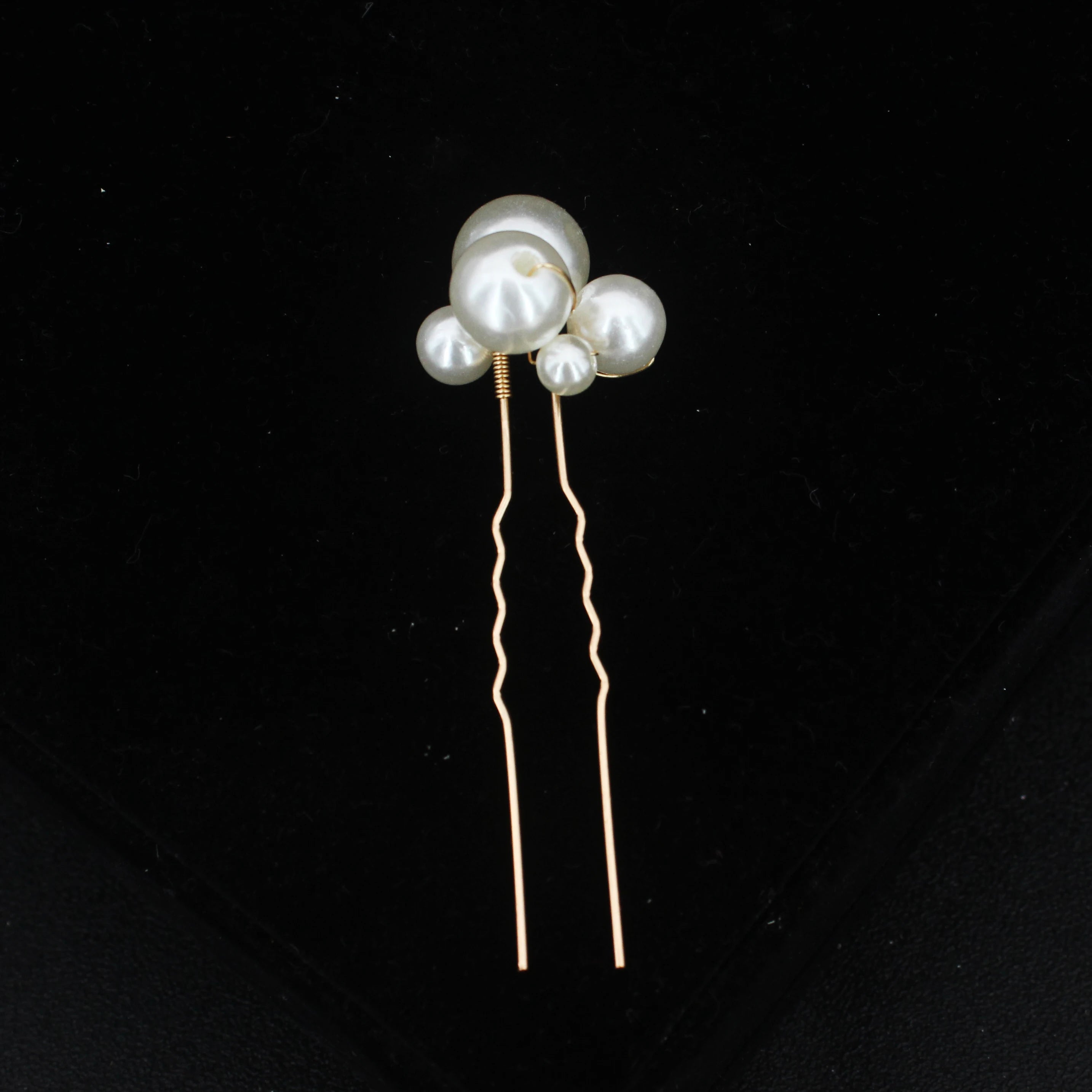 Éclat de Mariée : Épingles à Cheveux Chic