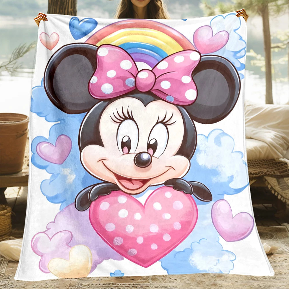 Minnie Dreamscape: Cozy 3D Blanket for All Seasons