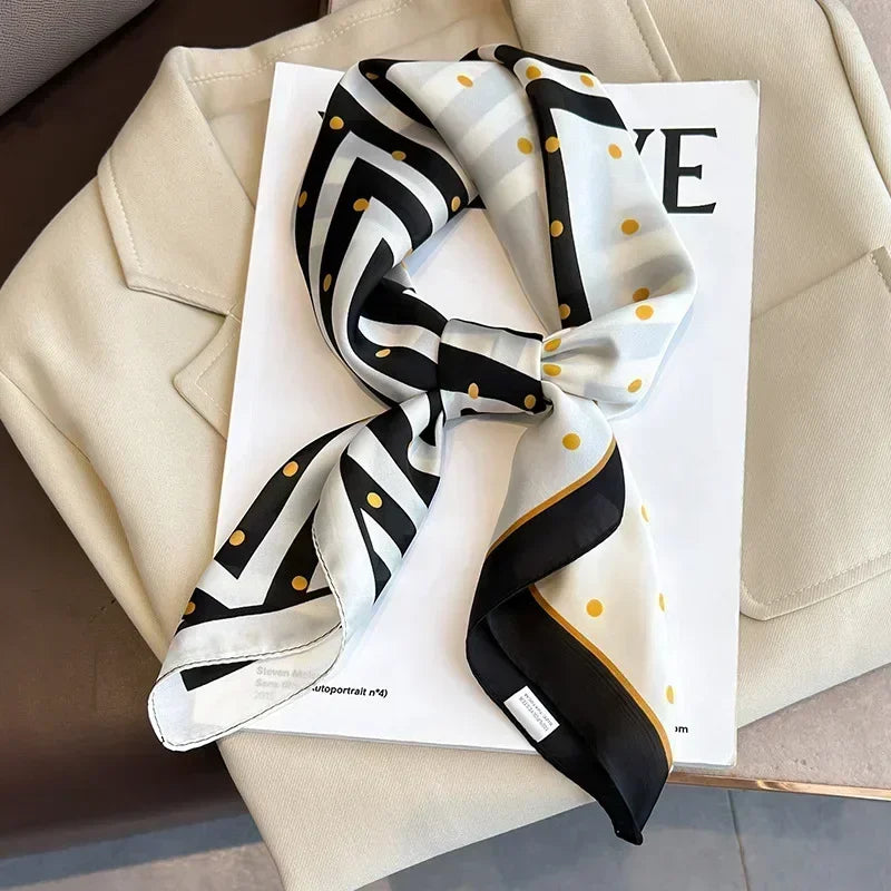 Foulard Luxe Satiné Équestre pour Femme
