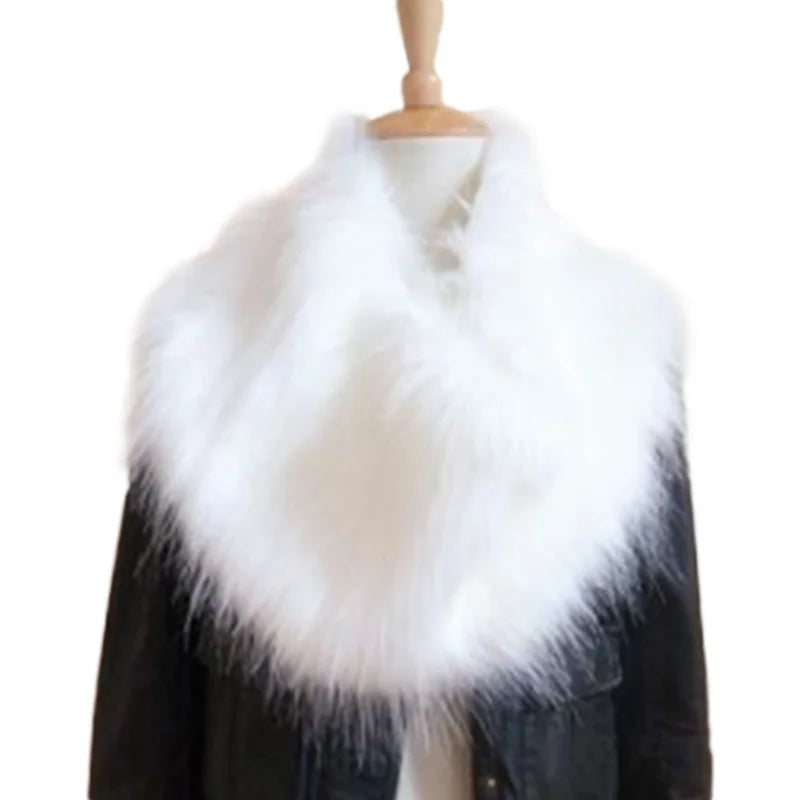 Écharpe Douce en Fausse Fourrure Hivernale