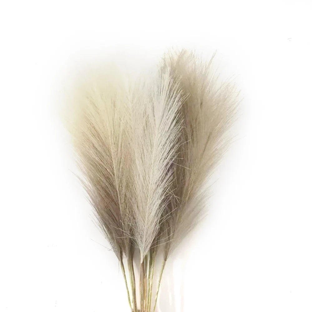 Elegant Pampas Grass: Faux Floral Décor Set