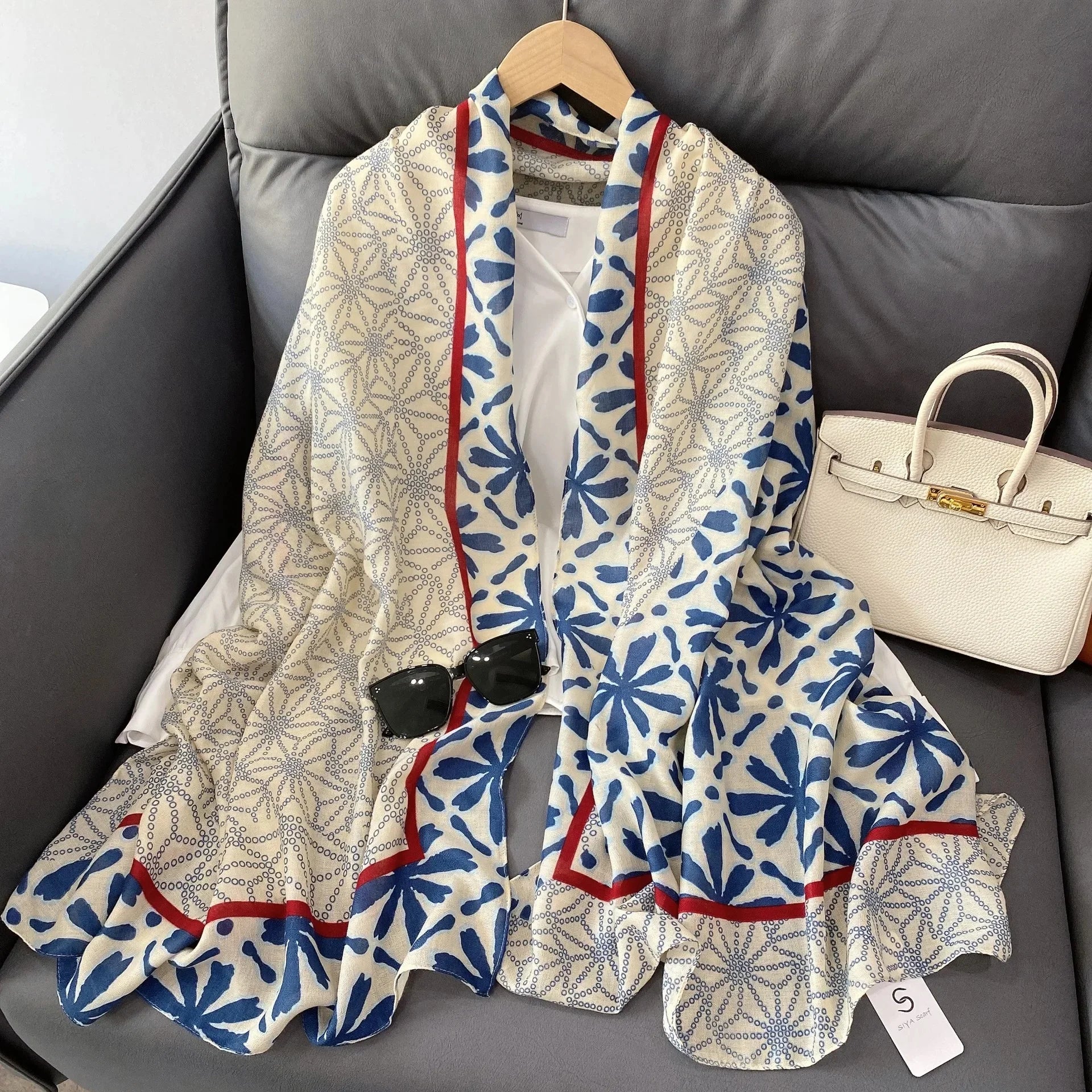 Écharpe Chic Coton-Lin : Élégance et Protection Solaire