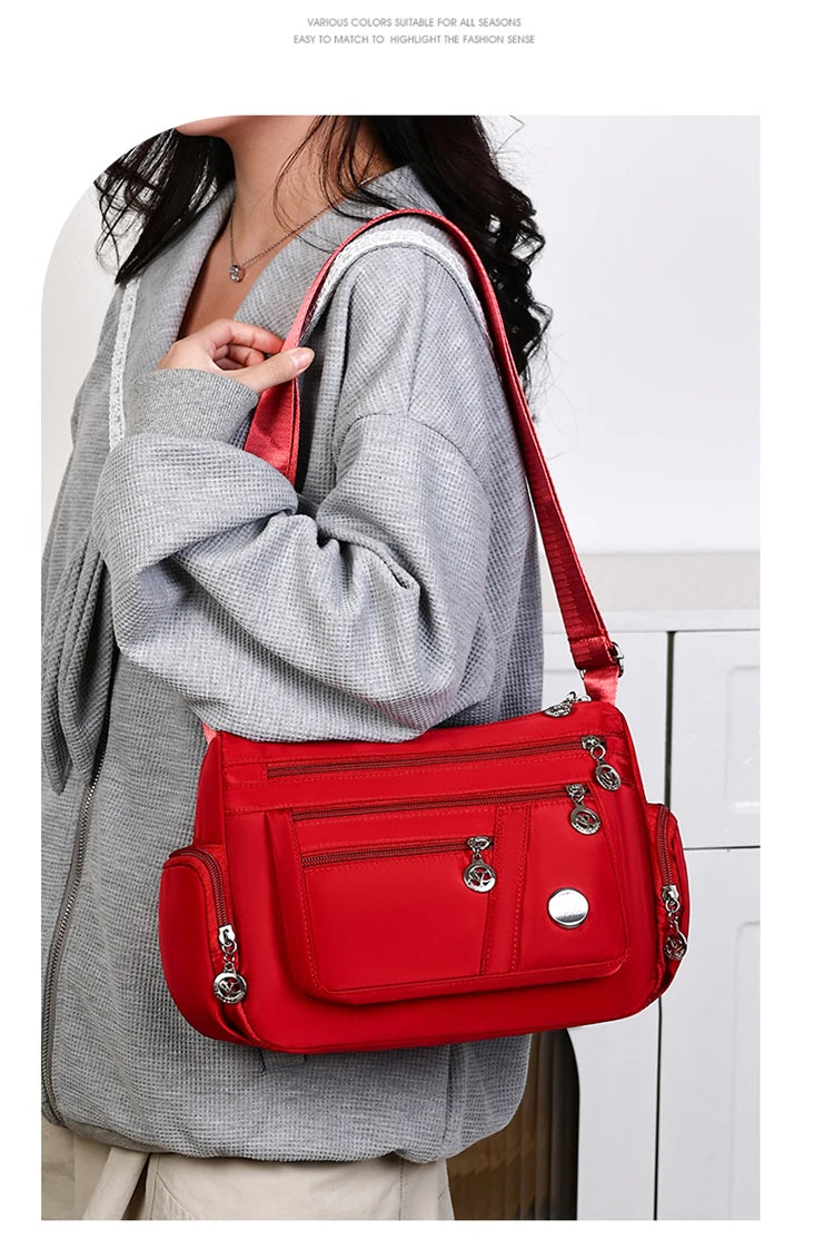 Chic Nylon Messenger Bag for Modern Women