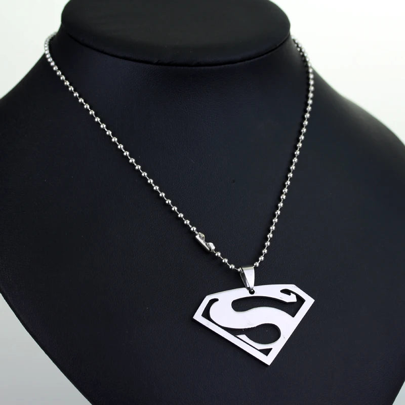 Superman Bat Keychain - Metal Pendant for Fans