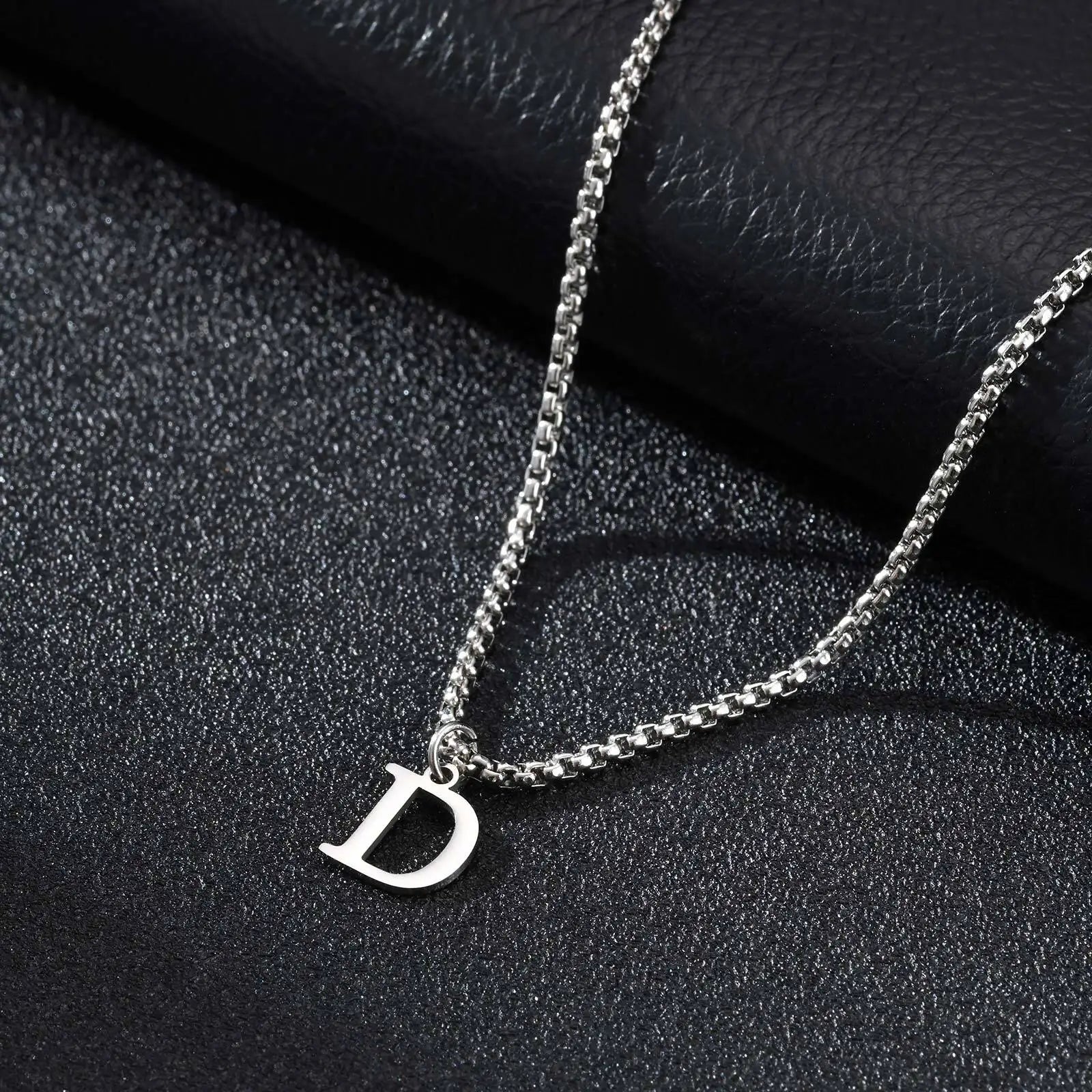 Collier Initiales Vnox en Acier Inoxydable