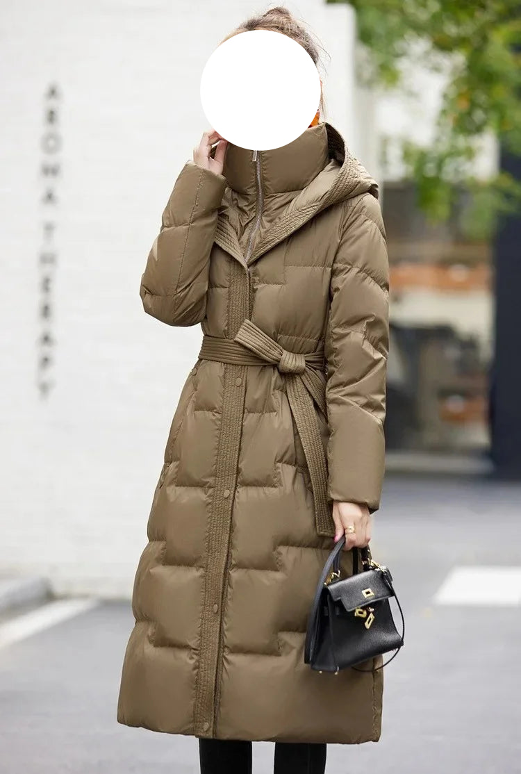 Veste Hiver Chic à Capuche et Ceinture Femme