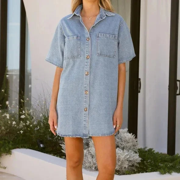 Robe d'été en jean chic à manches courtes