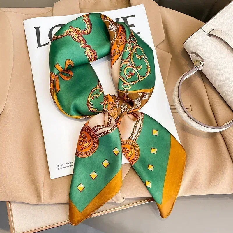 Foulard Luxe Satiné Équestre pour Femme
