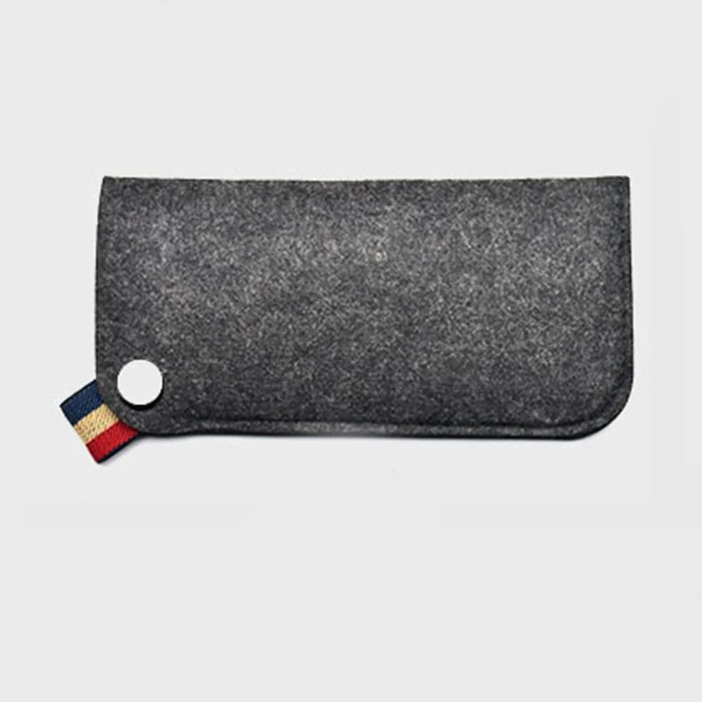 Feutre Chic: Pochette Portable pour Lunettes