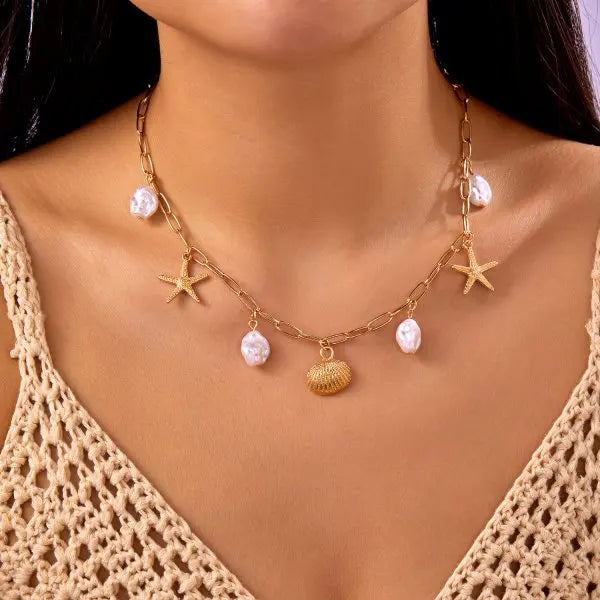 Starfish & Turtle Pendant Necklace - Beachy Elegance
