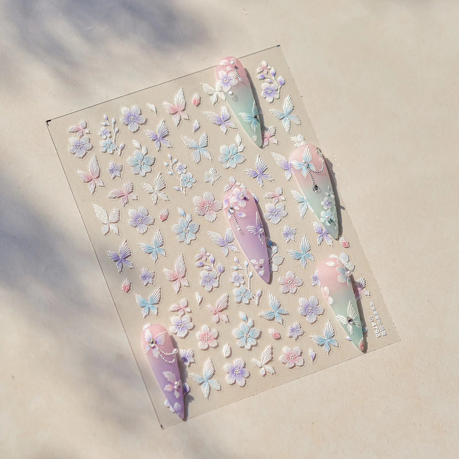 Autocollants Kawaii 5D Jasmin Pailleté pour Ongles