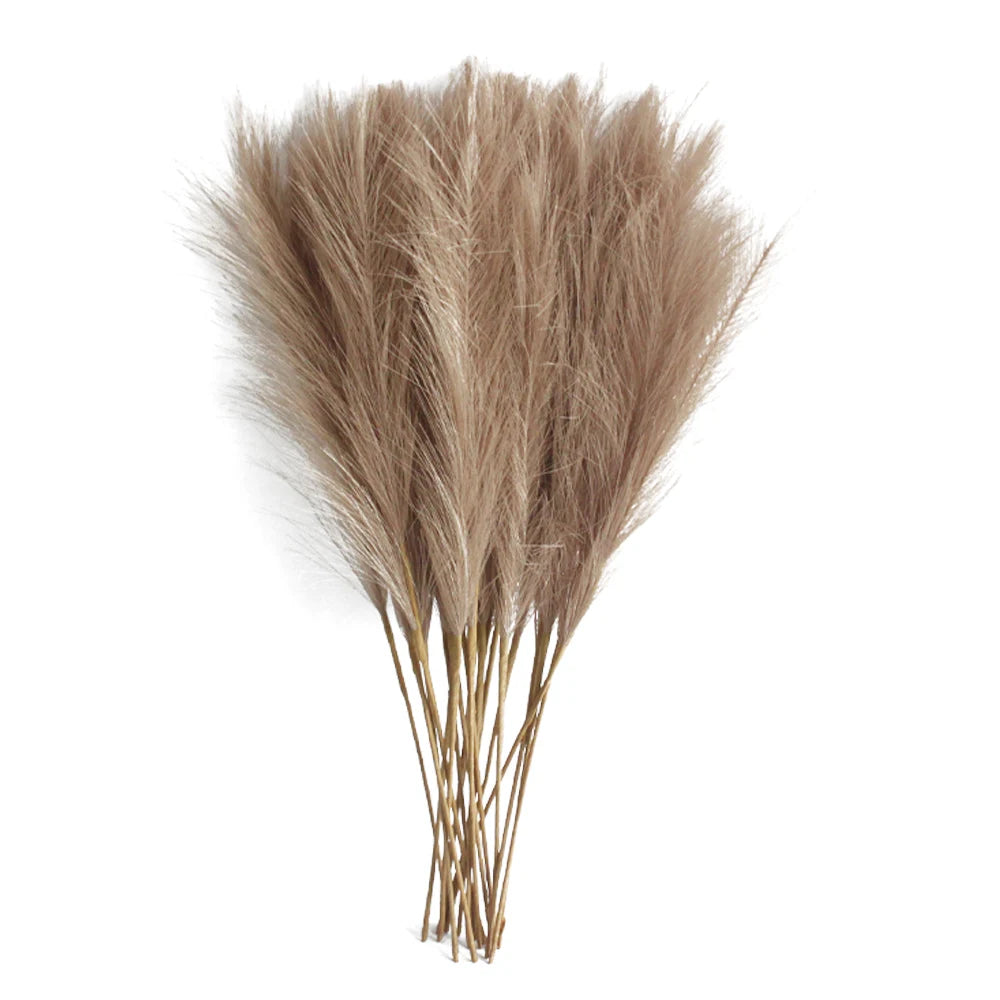 Elegant Pampas Grass: Faux Floral Décor Set