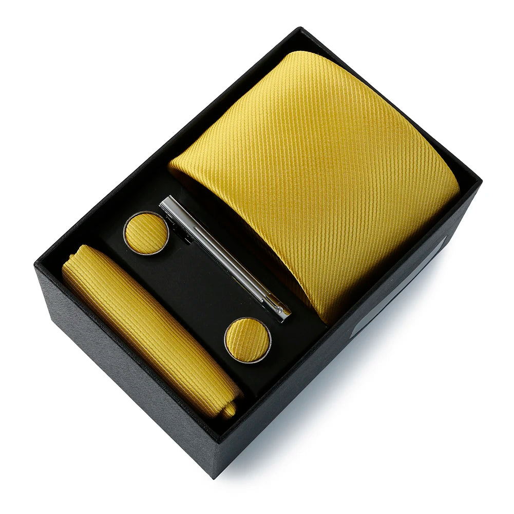 Élégance Classique : Ensemble Cravate & Accessoires