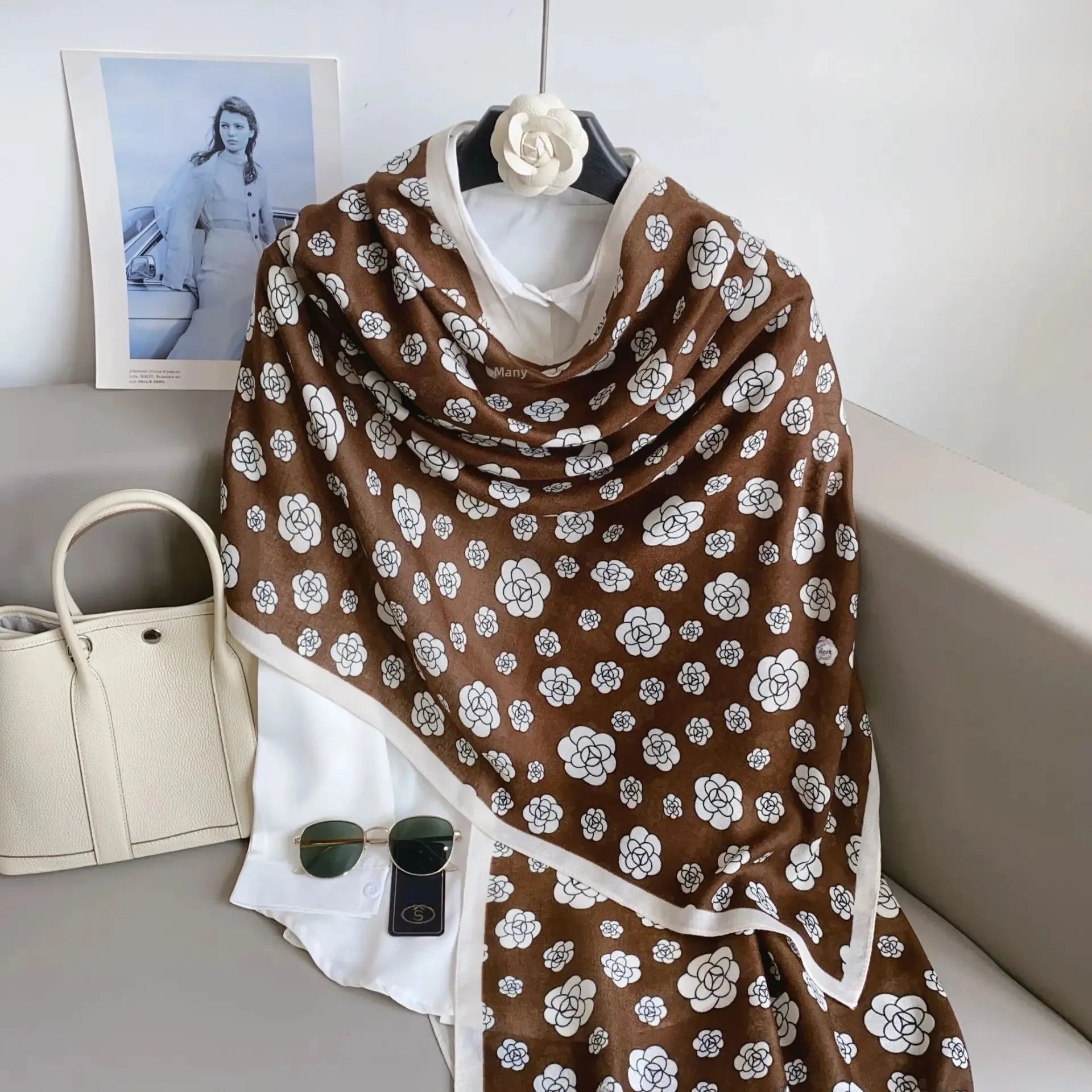 Écharpe Chic Coton-Lin : Élégance et Protection Solaire