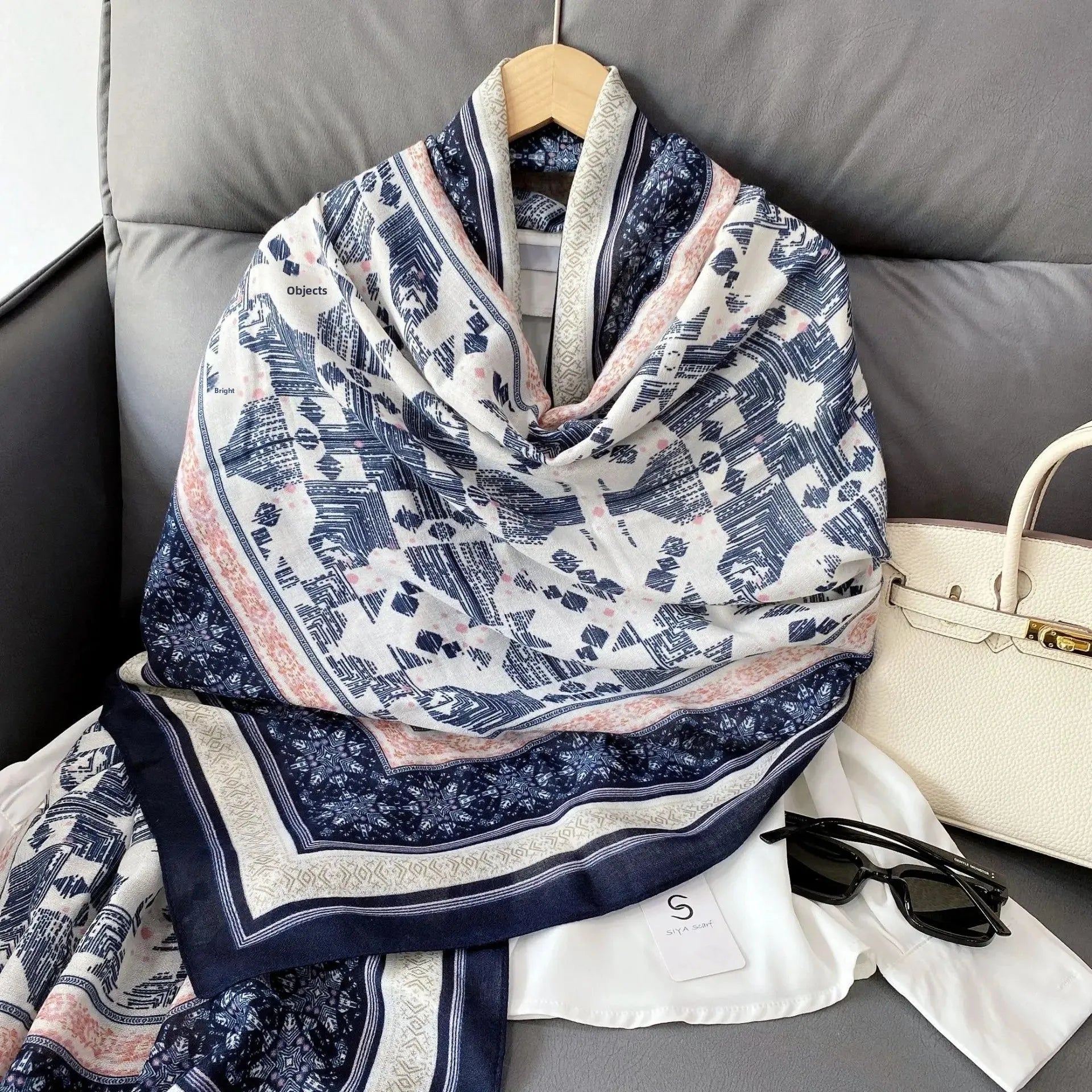 Écharpe Chic Coton-Lin : Élégance et Protection Solaire