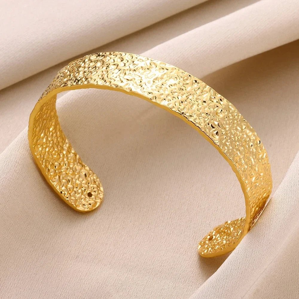 Bracelet or classique froissé pour femmes - Manchette en acier inoxydable - Zone shopping