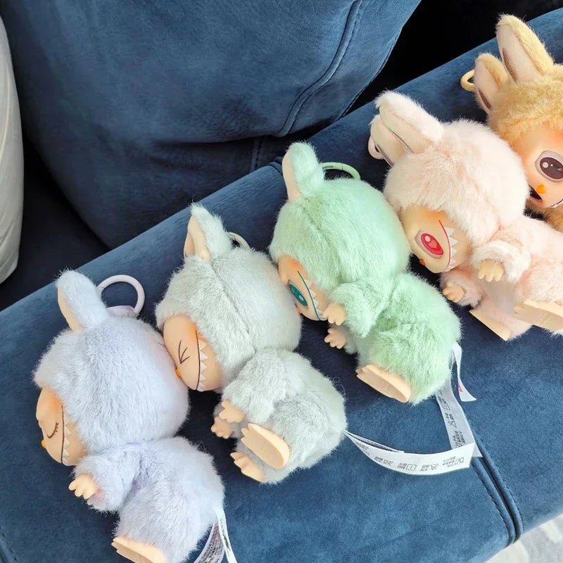 Chaude 2 LABUBU Monstres Assis Vinyle Peluche Boîte Cadeau - Zone shopping