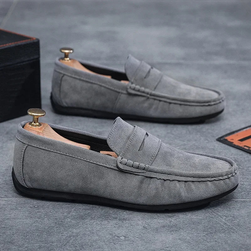 Chaussures de haricot décontractées à la mode pour hommes, semelle extérieure en caoutchouc respirante, légères, esprit social, vêtements en petit groupe, chaussures en cuir à degrés - Zone shopping