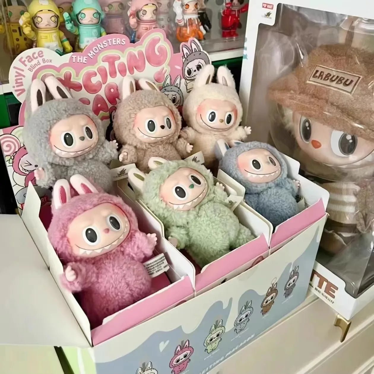 Labubu 2025 Monstre Macaron Émail PVC Kawaii Figurine Cadeau Noël - Zone shopping